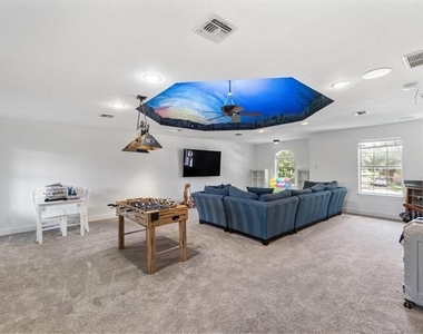 621 Somerset Drive - Photo Thumbnail 27