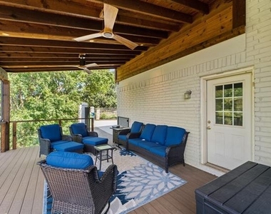 621 Somerset Drive - Photo Thumbnail 11