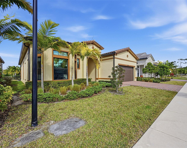 7818 Rowan Terrace - Photo Thumbnail 1