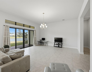 7818 Rowan Terrace - Photo Thumbnail 6