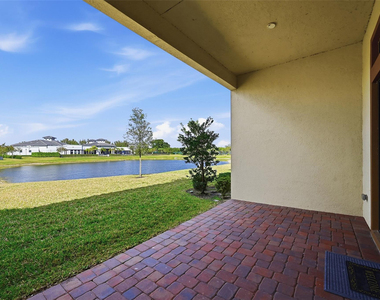 7818 Rowan Terrace - Photo Thumbnail 25