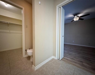 1121 Signal Ridge Place - Photo Thumbnail 19