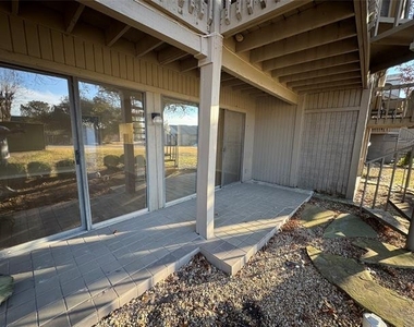 1121 Signal Ridge Place - Photo Thumbnail 4