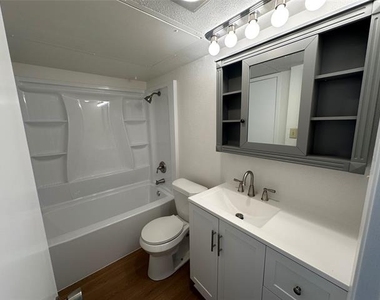 3741 Horizon Place - Photo Thumbnail 28
