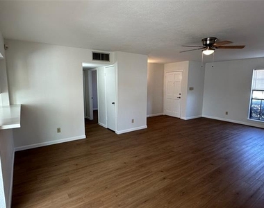 3741 Horizon Place - Photo Thumbnail 8