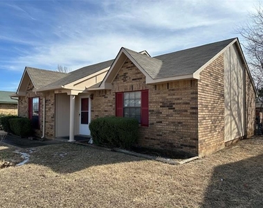 3741 Horizon Place - Photo Thumbnail 2