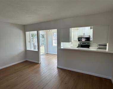 3741 Horizon Place - Photo Thumbnail 12