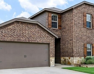 315 Pine Hollow Way - Photo Thumbnail 1