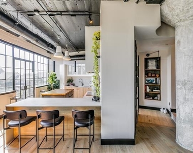 2220 Canton Street - Photo Thumbnail 7