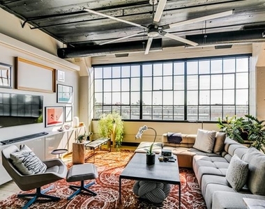 2220 Canton Street - Photo Thumbnail 11