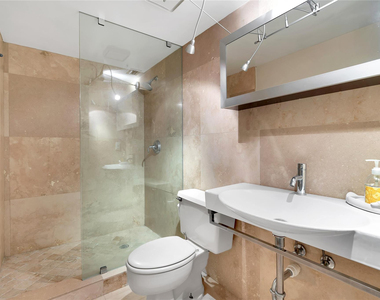 112 N Birch Road - Photo Thumbnail 15