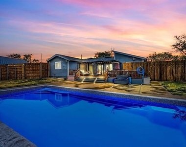 2212 W J Fred Smith Parkway - Photo Thumbnail 23