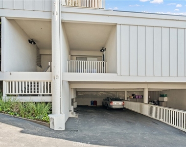 404 Loma - Photo Thumbnail 8