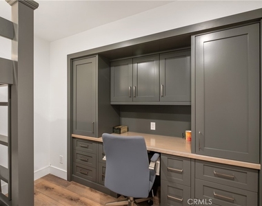 404 Loma - Photo Thumbnail 17