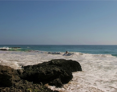404 Loma - Photo Thumbnail 7