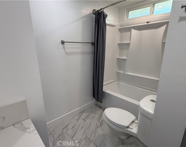 1012 W F Street - Photo Thumbnail 20