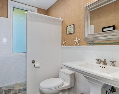25129 Malibu Road - Photo Thumbnail 37