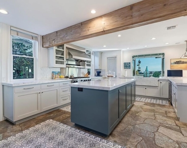 25129 Malibu Road - Photo Thumbnail 19