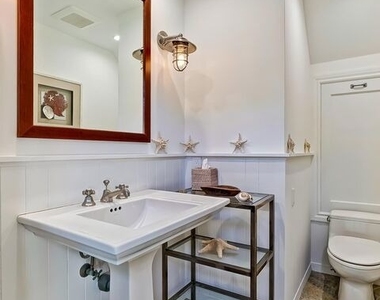 25129 Malibu Road - Photo Thumbnail 23