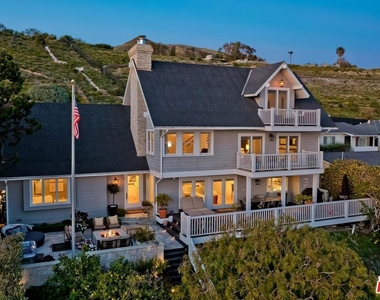 25129 Malibu Road - Photo Thumbnail 7