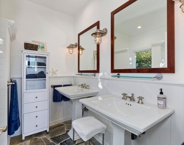 25129 Malibu Road - Photo Thumbnail 39