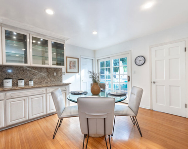 1148 Coldwater Canyon Drive - Photo Thumbnail 15