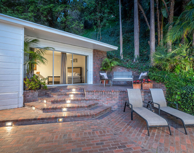 1148 Coldwater Canyon Drive - Photo Thumbnail 38