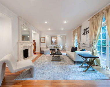 1148 Coldwater Canyon Drive - Photo Thumbnail 7