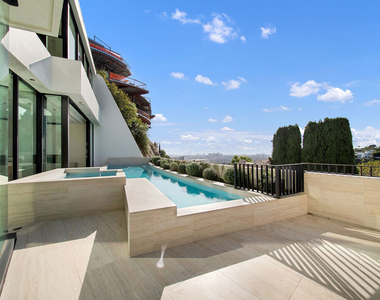8765 Hollywood - Photo Thumbnail 58