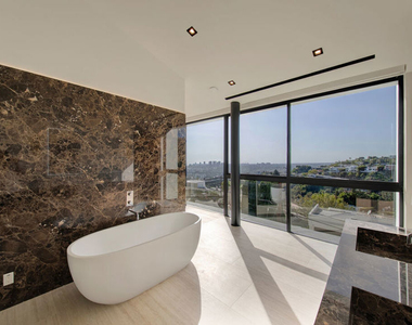 8765 Hollywood - Photo Thumbnail 50
