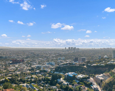 8765 Hollywood - Photo Thumbnail 66