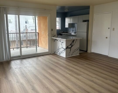 1001 Hammond Street - Photo Thumbnail 1