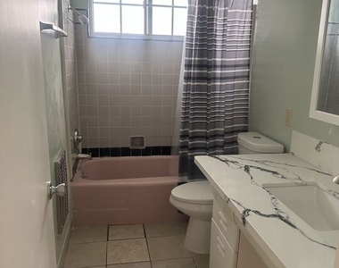 1001 Hammond Street - Photo Thumbnail 7