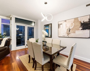 850 Beech St - Photo Thumbnail 3