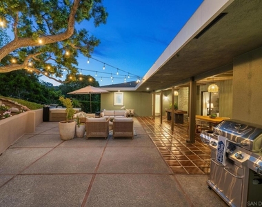7201 Country Club Drive - Photo Thumbnail 65