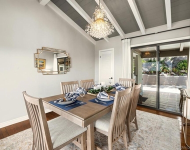 7201 Country Club Drive - Photo Thumbnail 11