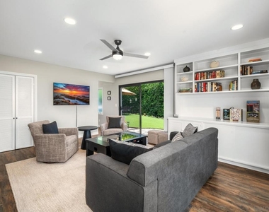 7201 Country Club Drive - Photo Thumbnail 42