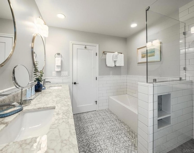 7201 Country Club Drive - Photo Thumbnail 32