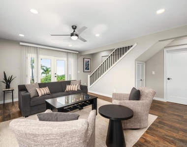 7201 Country Club Drive - Photo Thumbnail 40