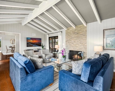 7201 Country Club Drive - Photo Thumbnail 6