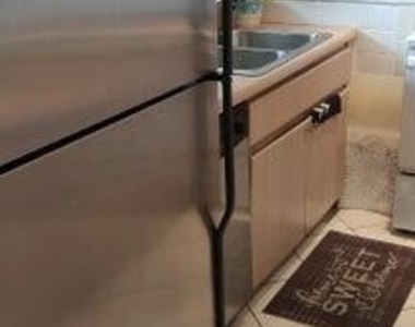 715 Lori Drive - Photo Thumbnail 7
