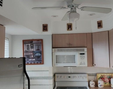 715 Lori Drive - Photo Thumbnail 8