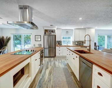 2594 Marcinski Road - Photo Thumbnail 7