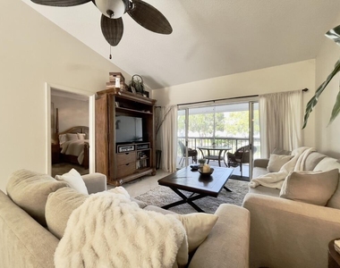 202 Cypress Point Drive - Photo Thumbnail 10