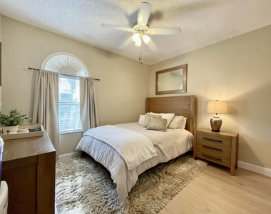 202 Cypress Point Drive - Photo Thumbnail 19
