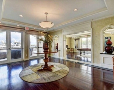 802 W Windward Way - Photo Thumbnail 25