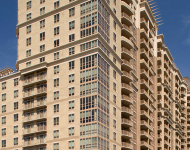 818 N. Quincy Street - Photo Thumbnail 1