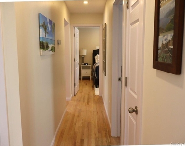 38 Woodridge Road - Photo Thumbnail 12