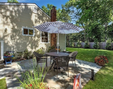 38 Woodridge Road - Photo Thumbnail 1
