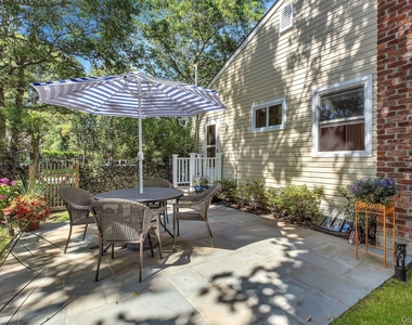 38 Woodridge Road - Photo Thumbnail 18